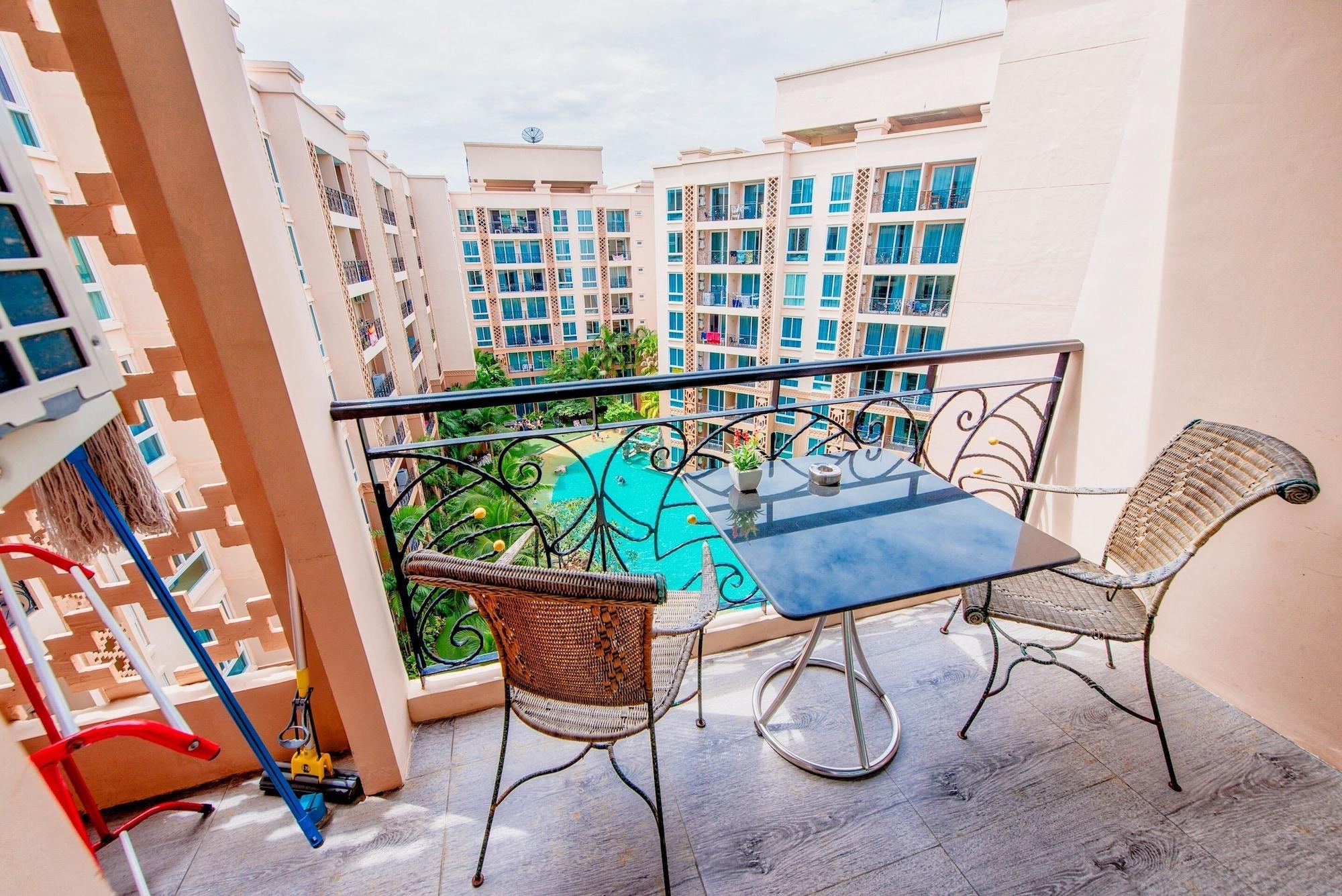 Atlantis Condo Resort Praia de Jomtien Exterior foto