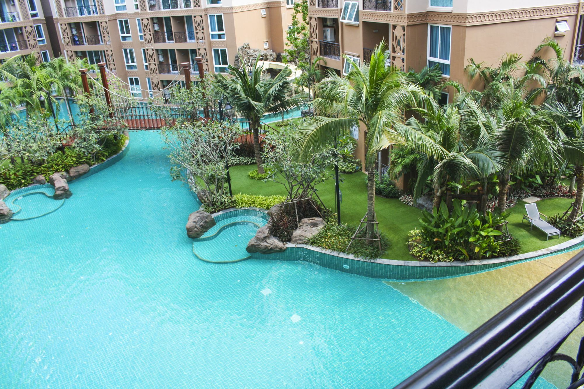 Atlantis Condo Resort Praia de Jomtien Exterior foto